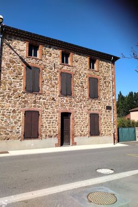 Maison de village - R+1, 3 chambres, avec jardins - Photo 1