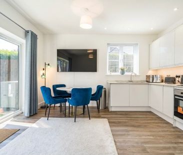 1 Bed Bungalow, Bardney Road, SM4 - Photo 4