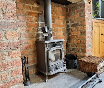 3 bedroom terraced house to rent - Photo 4