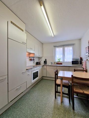 "Schöne, lichtdurchflutete 5-Zimmer-Wohnung an zentraler Lage!" - Photo 4