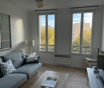 Location Appartement 3 pièces 50m² MARSEILLE 2ème - Photo 1