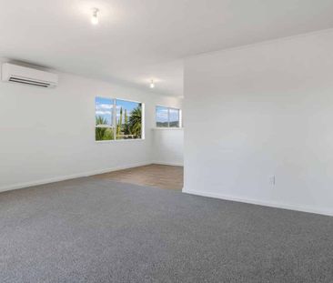 3 Bedrooms - Photo 2