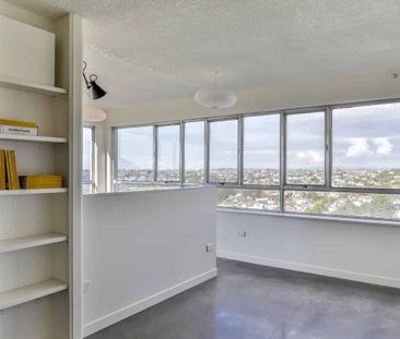 Stylish, Sunny, and Superbly Located Studio - Photo 5