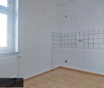 Helle 2 Raum Wohnung mit Laminat und Wintergarten - Photo 5