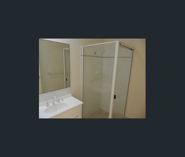 Modern 2-Bedroom Unit Close to CBD - Photo 2