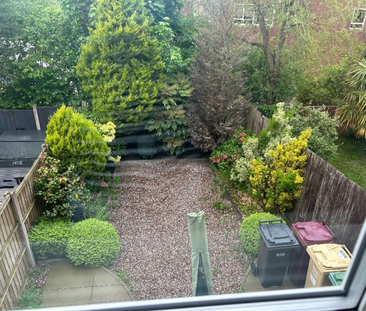 1 bedroom in a house share to rent - Photo 5