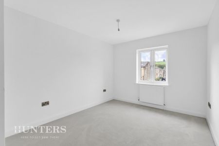 4 bedroom House To Let Total Size: 1103 SQ FT - Photo 3