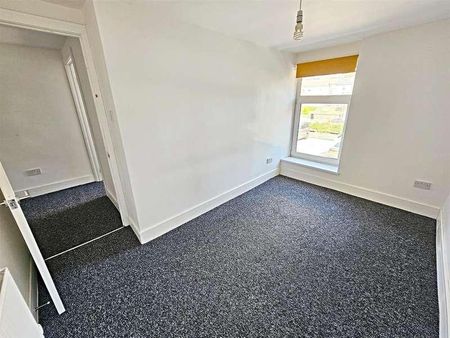 Berw Road, Pontypridd, CF37 - Photo 2