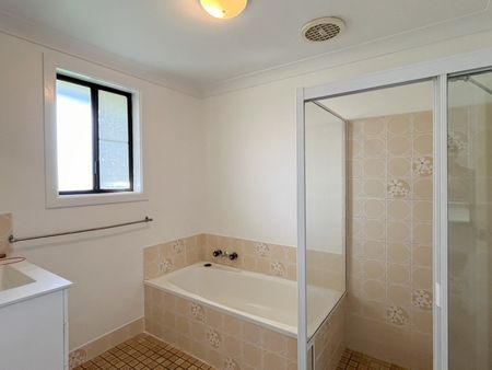 Coffs Harbour, 2/48 Meadow Street - Photo 2