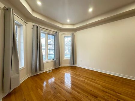 For Lease - 29 Libra Avenue, Richmond Hill, Ontario - Photo 5