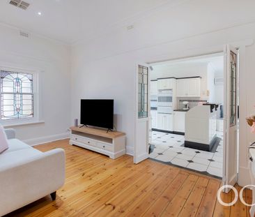 Open the Door To Character and Comfort in Marleston - Photo 4