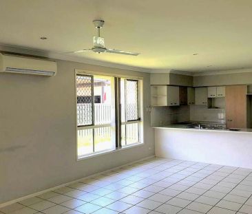 4 Bedroom Home - Pacific Paradise! - Photo 1