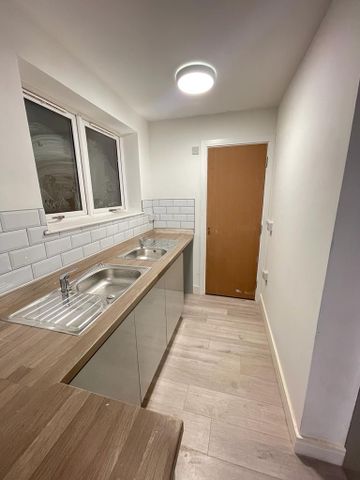 Queens Road Studio 6 - Photo 3