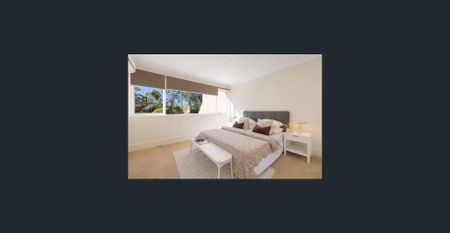 Fully Renovated, Lifestyle Townhouse in the Heart of Lindfield - Photo 3