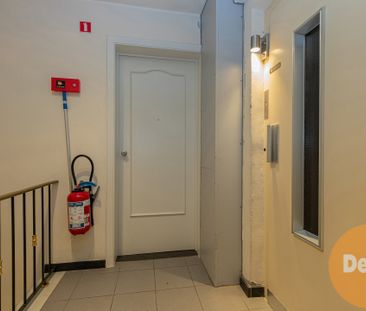 ZOTTEGEM - Leuk, instapklaar dakappartement centrum Zottegem - Photo 3