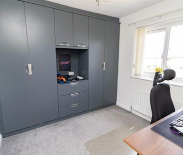 2 bedroom semi-detached house to rent - Photo 2