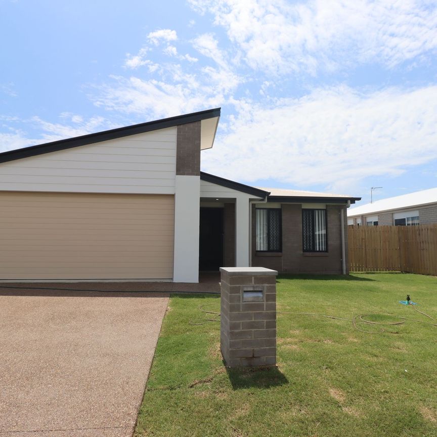 30 Cherry Venture Dr, 4655, Eli Waters Qld - Photo 1