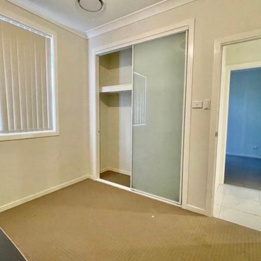 Edmondson Park - Photo 2