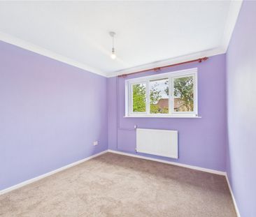 Knowsley Road, Tilehurst, Reading, Berkshire, RG31 - Photo 1