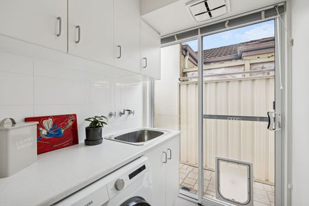 2 / 37 Birnam Road, CANNING VALE WA 6155 - Photo 5