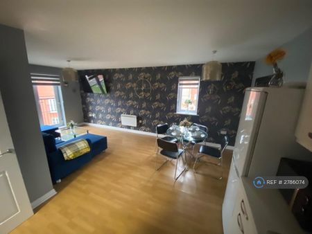 2 bedroom flat to rent - Photo 4