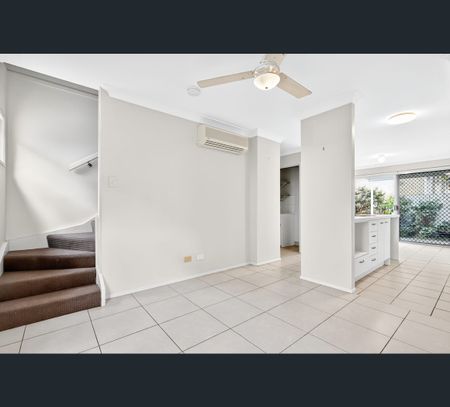 6/22 Grasspan Street, Zillmere, Qld 4034 - Photo 5