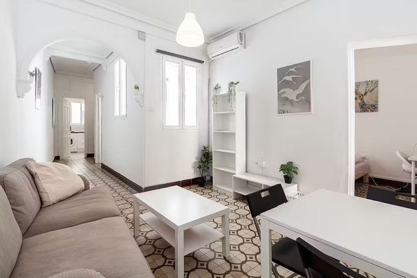 Calle Bustos Tavera, Sevilla, Andalusia 41003 - Foto 1