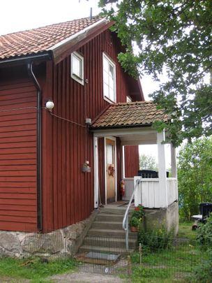 Berga-tuna Mellangården, Jönåker - Photo 1
