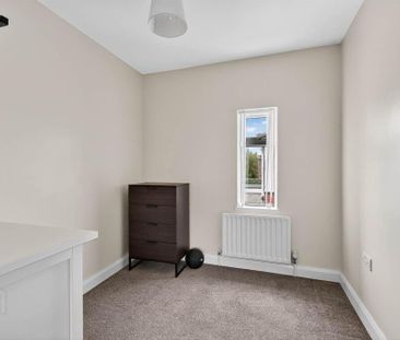 2 Dunraven Park, Belfast, BT5 5LF - Photo 4