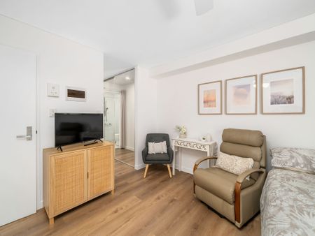 Fully Furnished Studio Apartment - Photo 4