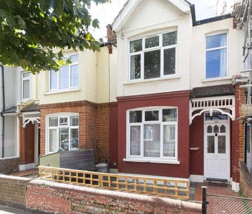 4 bedroom terraced house to rent - Photo 6