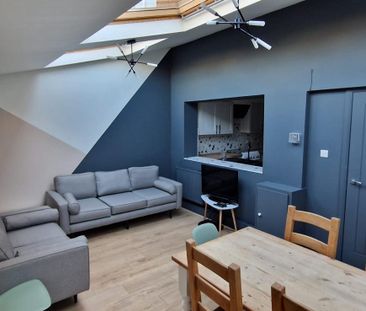 6 bedroom house - Photo 1