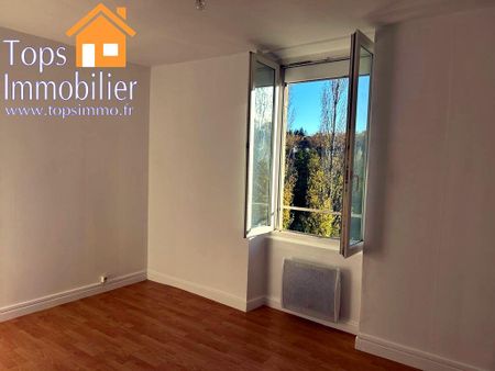 Location Appartement 3 pièces 51m² VILLEFRANCHE DE ROUERGUE 12200 - Photo 5