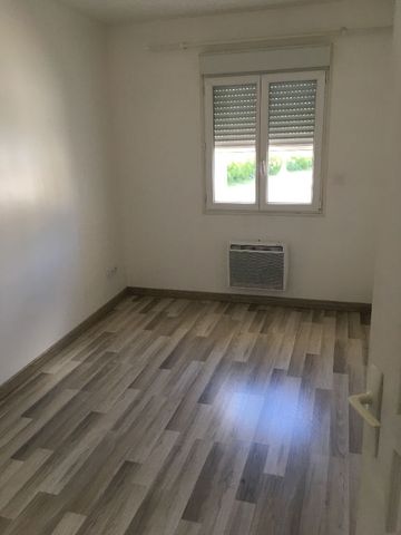 Location maison 5 pièces, 102.37m², Rochefort - Photo 3