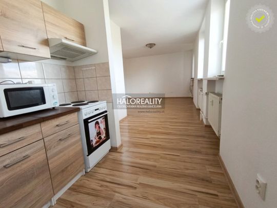 1,5 izbový byt na prenájom 38m2, Nováky - Photo 1