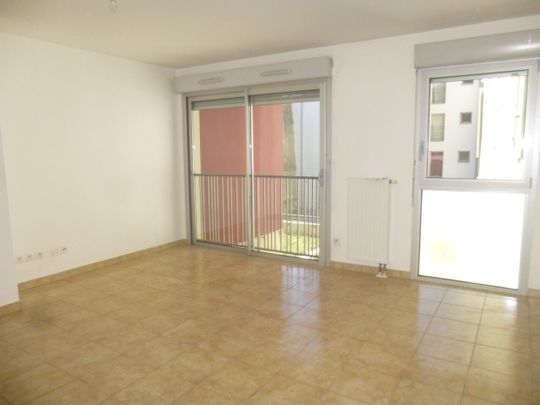 Location Appartement 3 pièces 66m² LE PUY EN VELAY 43000 - Photo 1