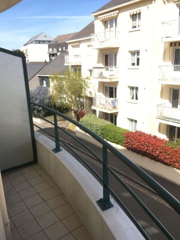 T1bis Meublé De 30m² Avec Balcon - Proche Erdre - Photo 2