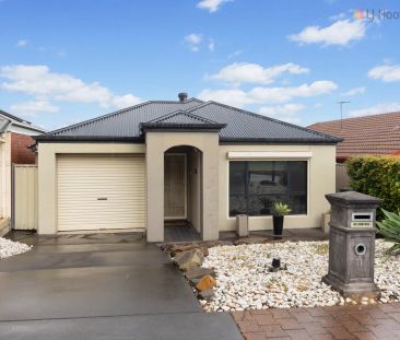 “LOCATION, CONVENIENCE, LIFESTYLE” - Photo 4