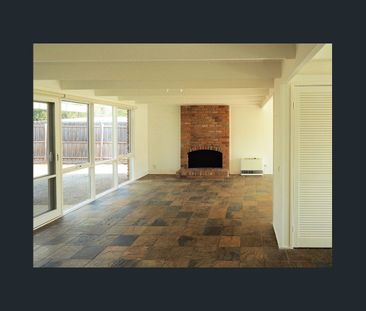 Renovated Blairgowrie Gem - Photo 2