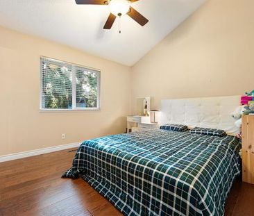 Sunshine Hills Home with Rec Room and Patio - Photo 3