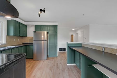 For Lease - 121 Aldred Drive, Scugog, Ontario - Photo 4