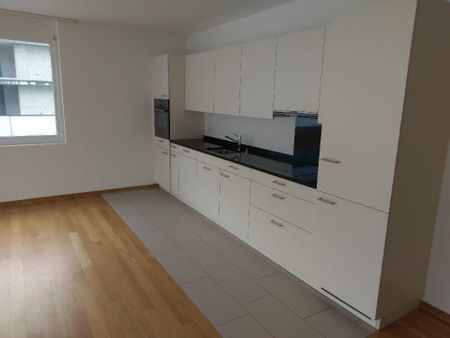 3.5 Zimmer, 96 m², 2. Stock - Foto 2