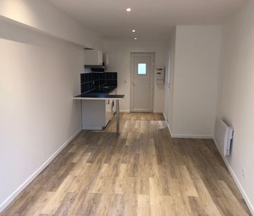 Location Appartement 1 pièce 25m² - Photo 1