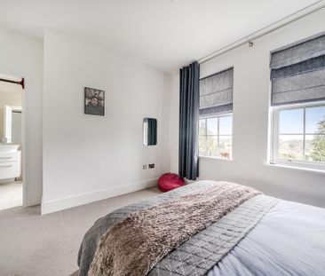 5 bedroom detached house to rent - Photo 5