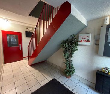 For Lease - 155 Colborne Street Unit# 8, Oshawa, Ontario - Photo 4