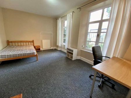 8 bedroom house share to rent - Photo 2