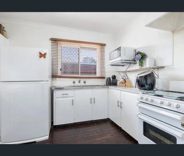 39 Doorigo Road, Armadale, WA 6112 - Photo 2