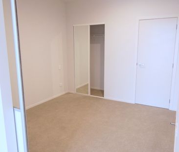 Top Floor - Amazing Views - Photo 5