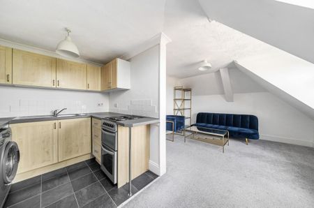 1 bedroom flat to rent - Photo 2