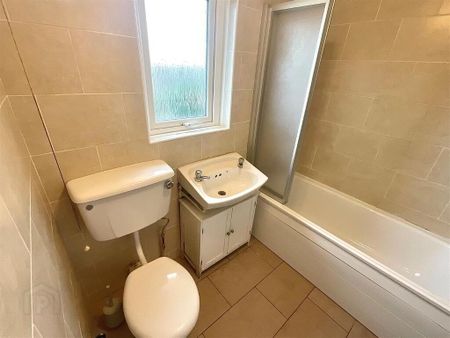 72 Glenbane Avenue, Newtownabbey, BT37 9JW - Photo 2